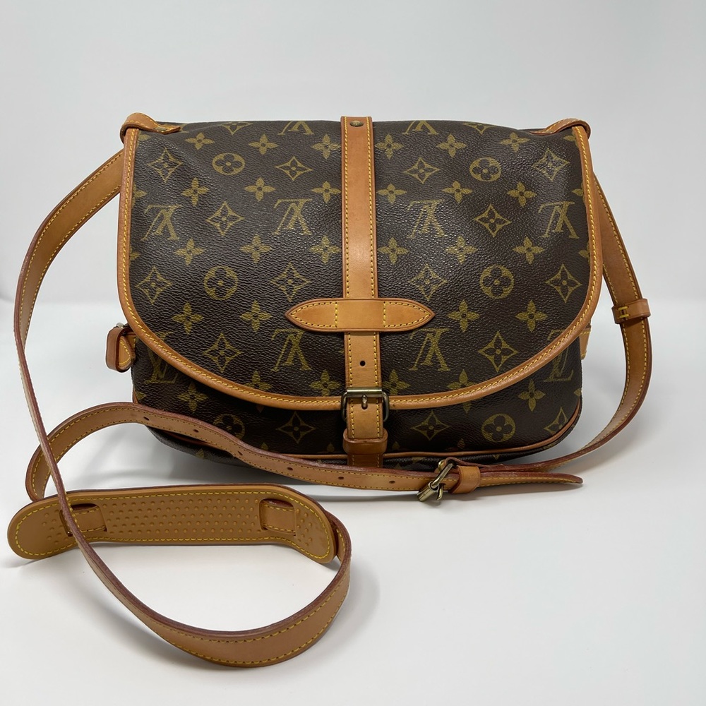 Louis Vuitton SAUMUR 30 Brown Monogram Crossbody Bag